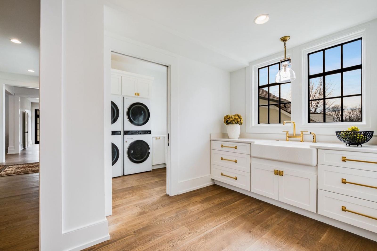111 Deerfield Ct