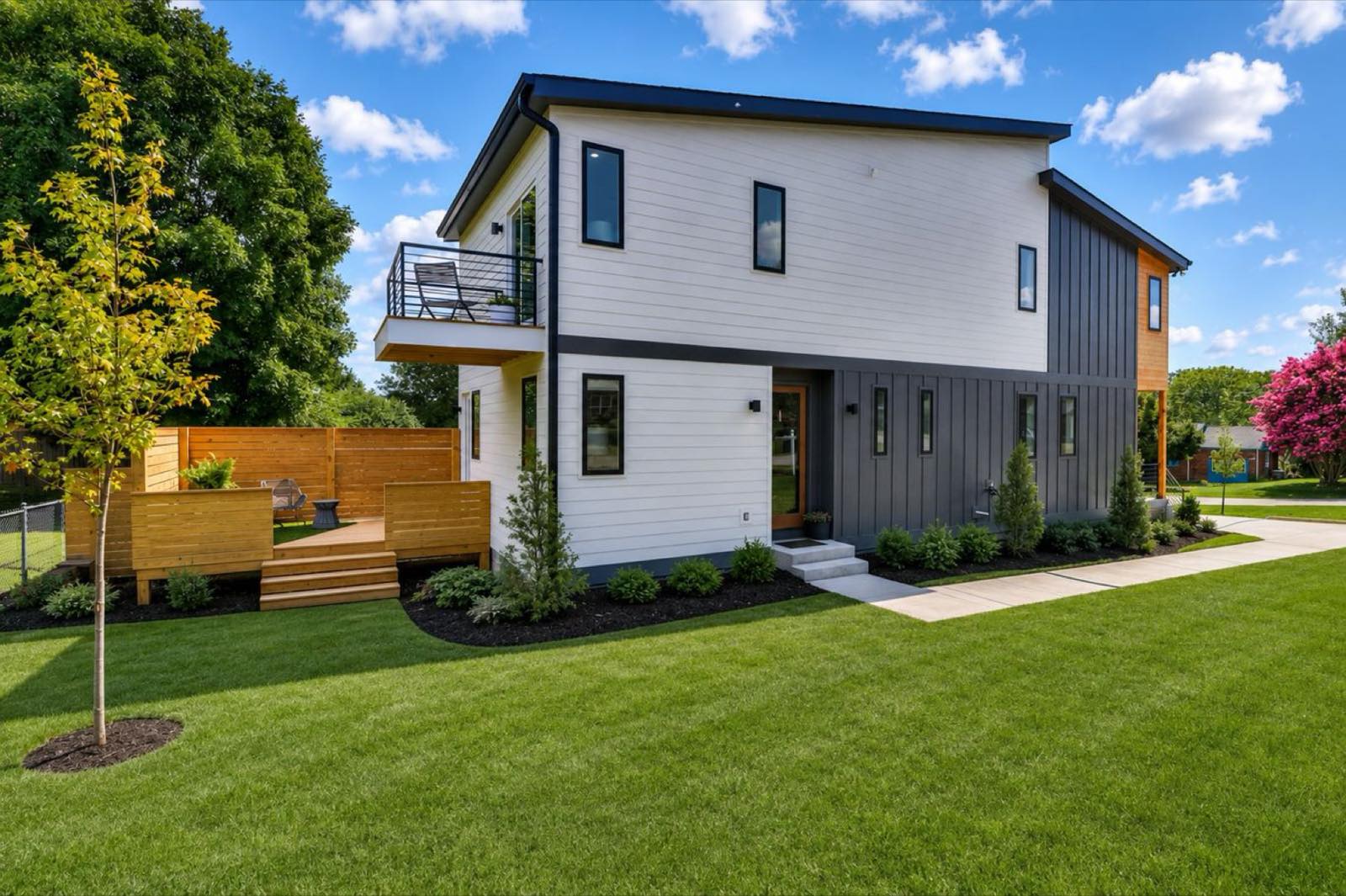 313 Pioneer Lane