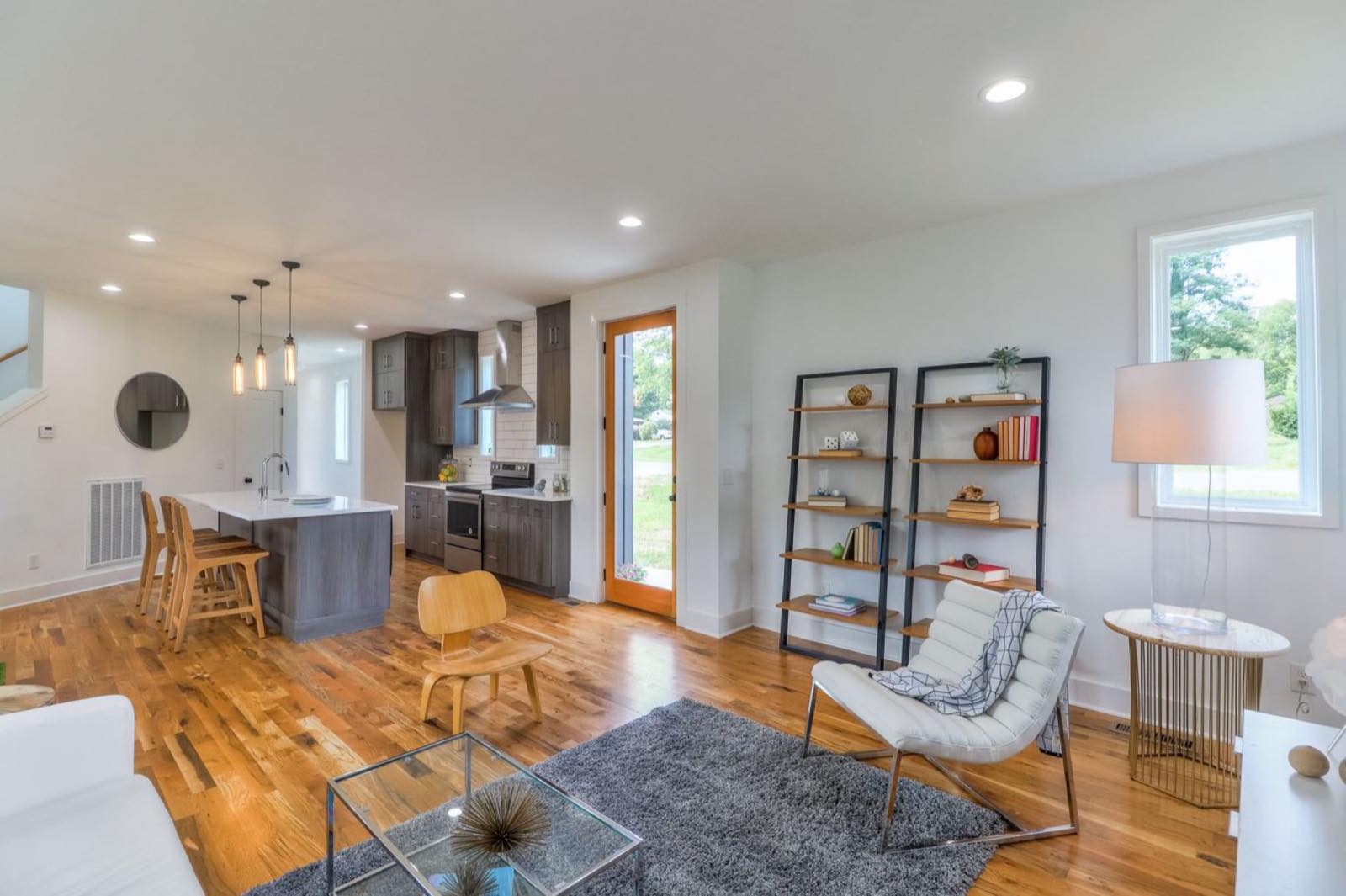313 Pioneer Lane