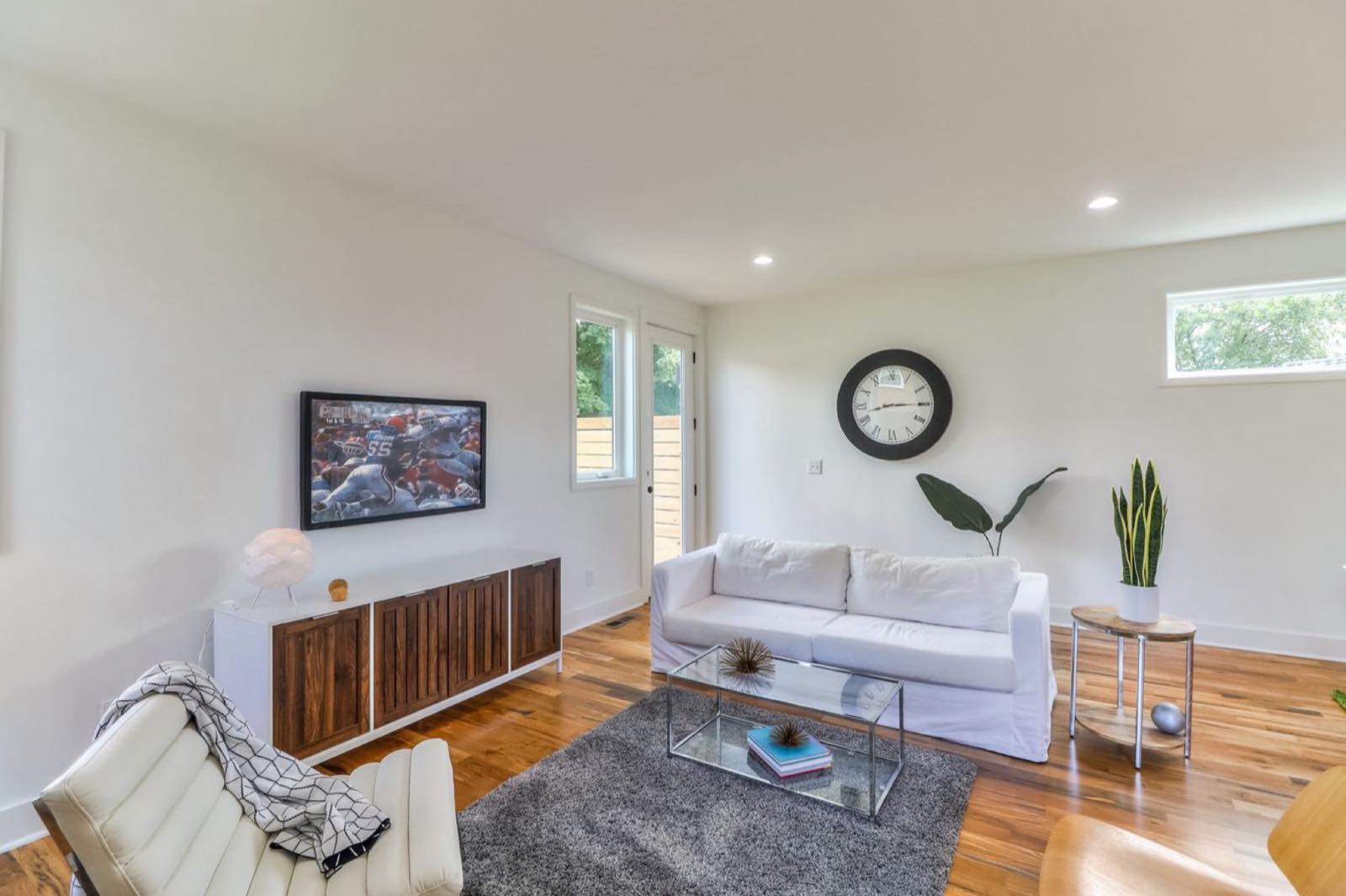 313 Pioneer Lane