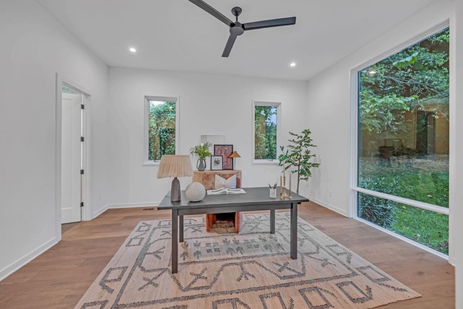3556 Pleasant Valley Rd